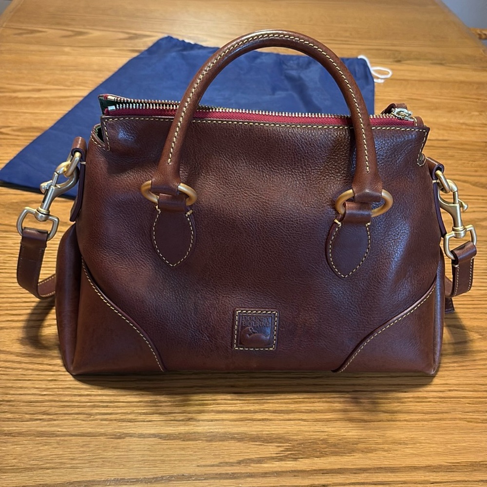 Dooney&Bourke satchel